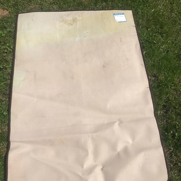 SOLD 40" by 60" patterned rug. Never been used. - Picture 3 of 4